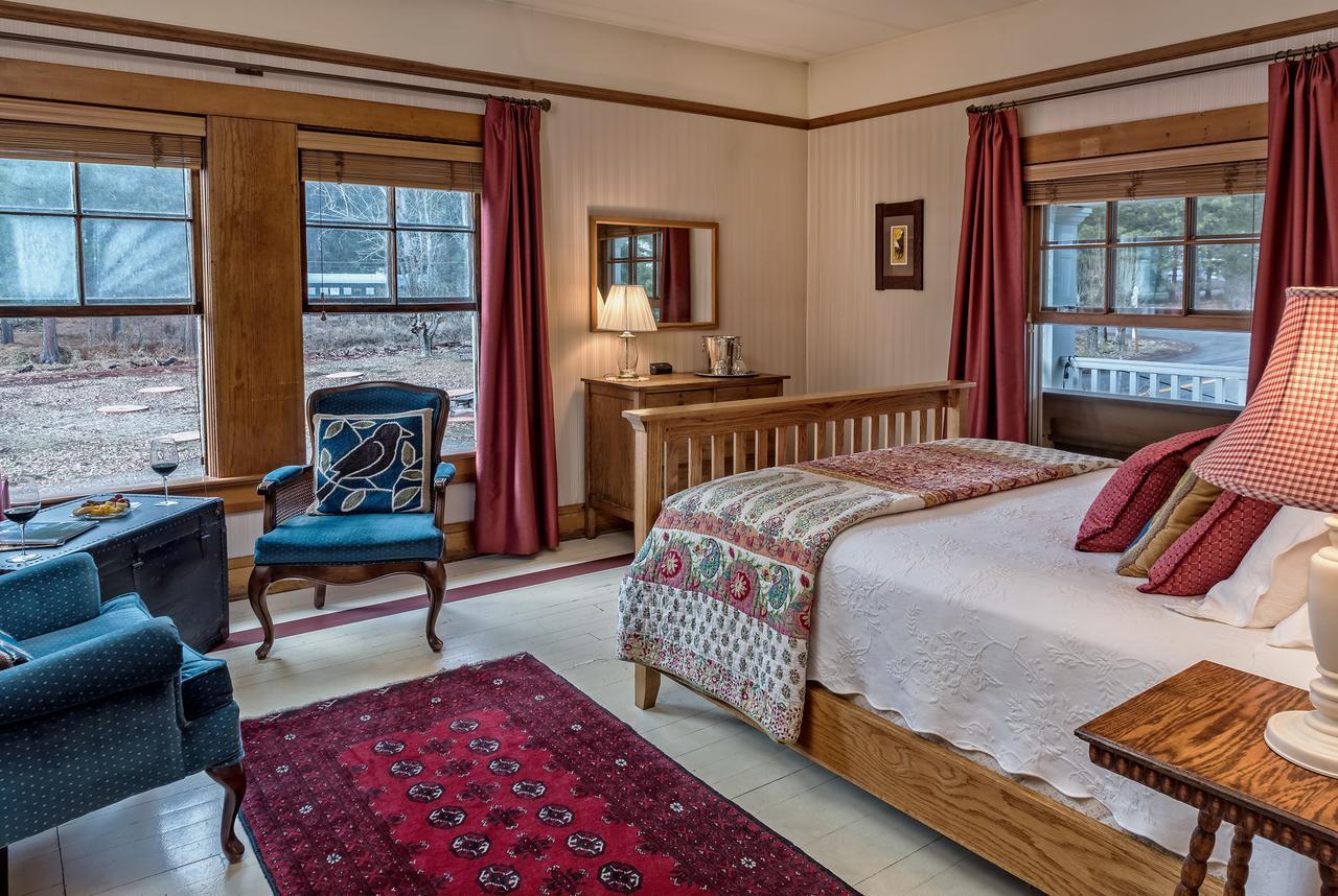 Mccloud Hotel Esterno foto